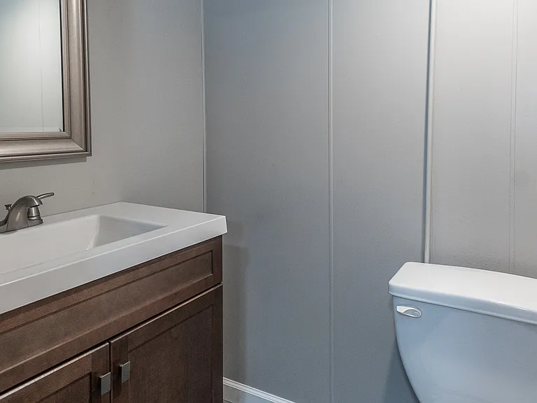 437 Elizabeth St — Photo 7