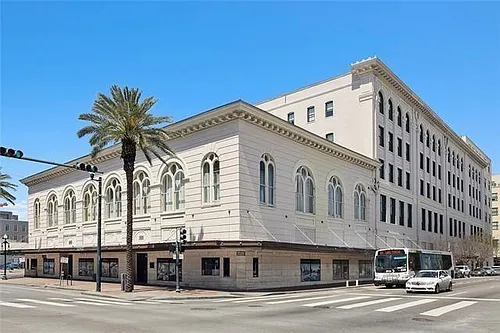 1201 Canal St Photo 1