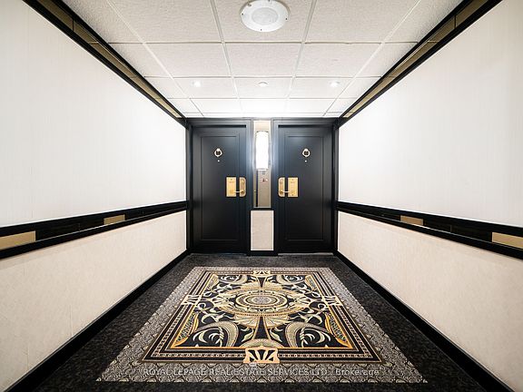 4th image of 2045 Lake Shore Blvd W #1610