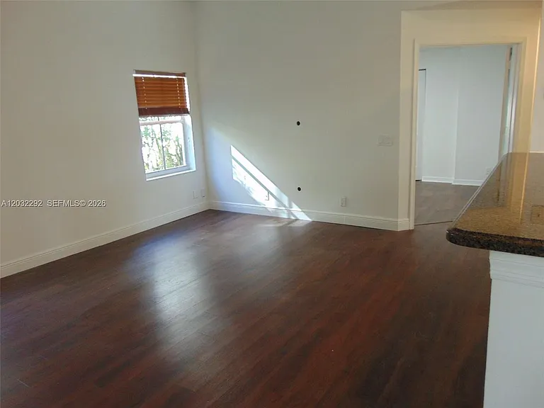 624 Vista Meadows Dr — Photo 3