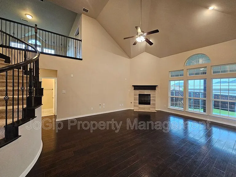 4318 Egret Ct — Photo 11