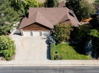 7330 Dover St, Arvada, CO 80005