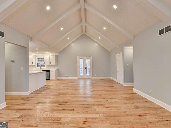 4th image of 1695 Bull Run SW