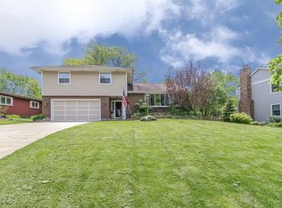 313 Surrey Rd, Bartlett, IL 60103