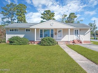 4002 E Horne Ave, Farmville, NC 27828