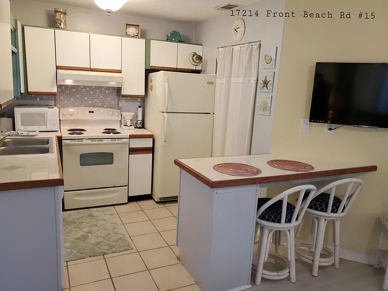 17214 Front Beach Rd #15 — Photo 3