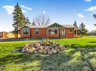 18 N Douglas Ave, Carlos, MN 56319