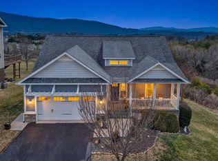 5690 Sullivan Ln, Roanoke, VA 24012