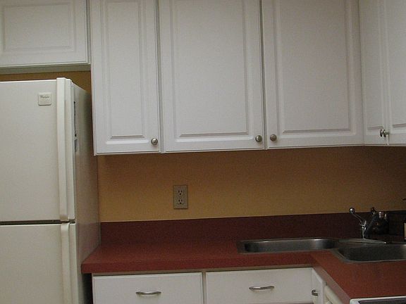 5th image of 4900 Brittany Dr S APT 1005