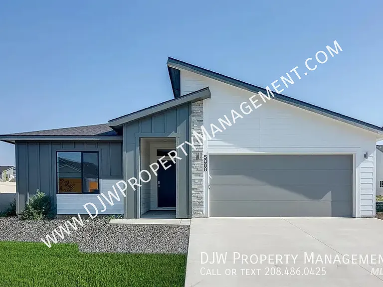 5088 W Riva Capri St — Photo 1