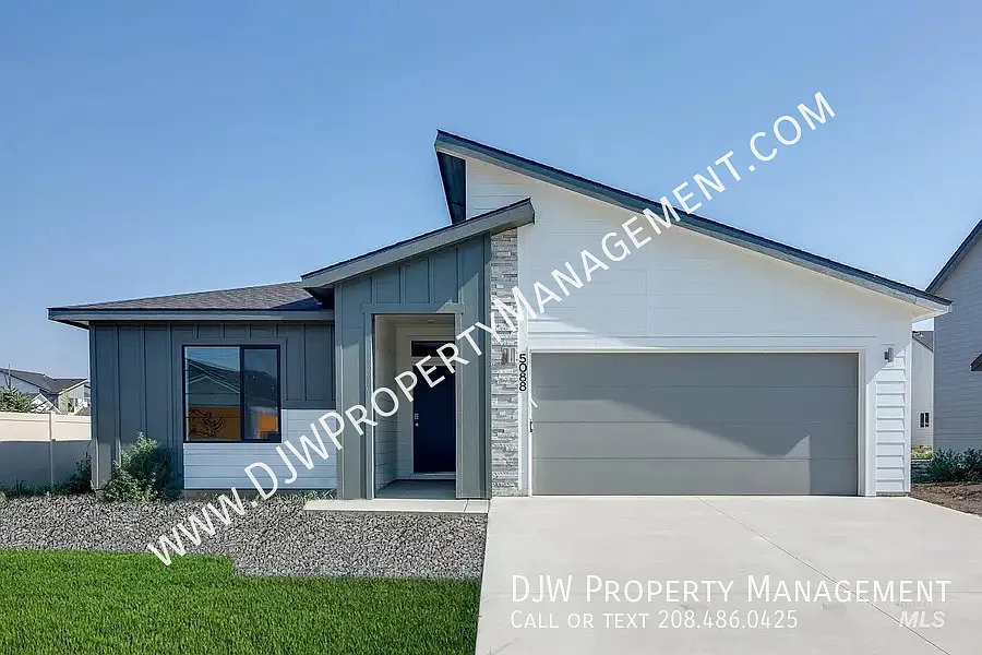 5088 W Riva Capri St