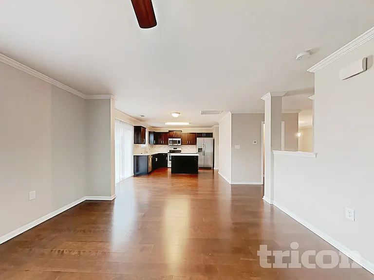 6931 Savannah Springs Dr — Photo 3