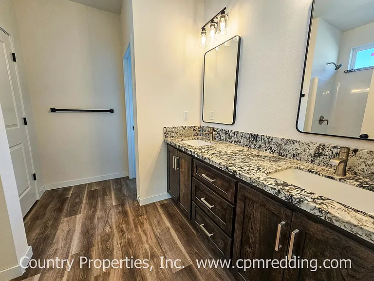 16904 Cape Cod Dr — Photo 25