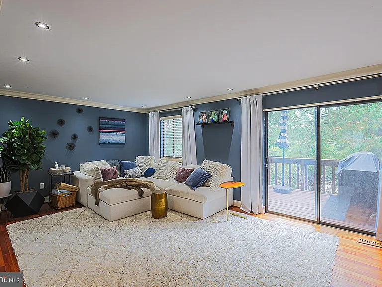 400 Five Farms Ln — Photo 19