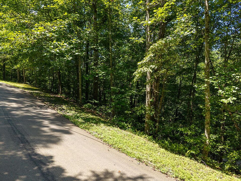 31st image of LOT 26 Oak Ridge Way