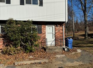 87 Woodland Dr APT A, Uncasville, CT 06382