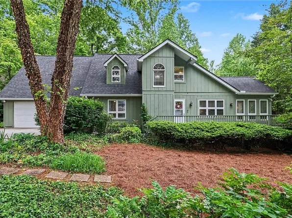 84 Starlight Dr, Sautee Nacoochee, GA 30571