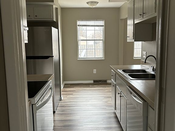 5th image of 17 Mimosa Dr