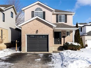 26 Gregg Ct, Kitchener, ON N2A4B9