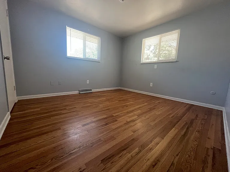 3220 Dudley St — Photo 9