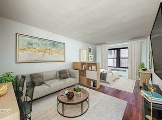 161 E 55th St #2F, New York, NY 10022