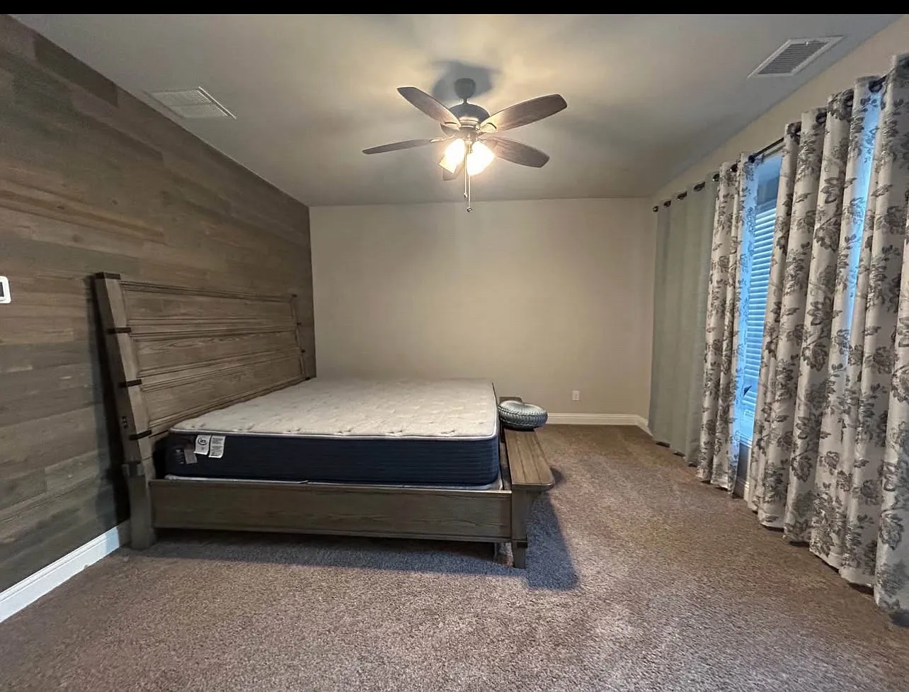 1 bed, 3266 sqft, $850 — Photo 2