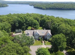 55 Reservoir Ct, Carmel, NY 10512