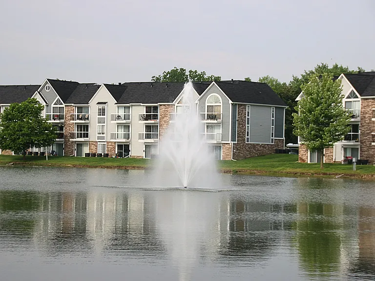 Southport Apartments — Photo 7