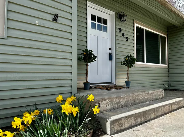 945 N 7 E, Mountain Home, ID 83647