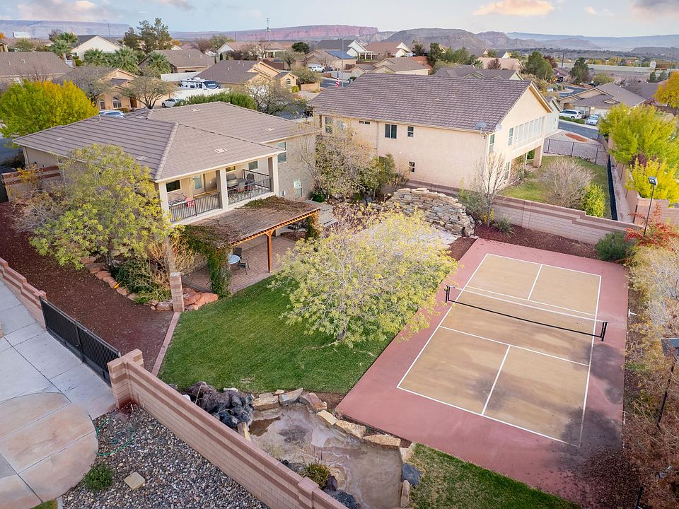 1st image of 1025 N Ruby Pl