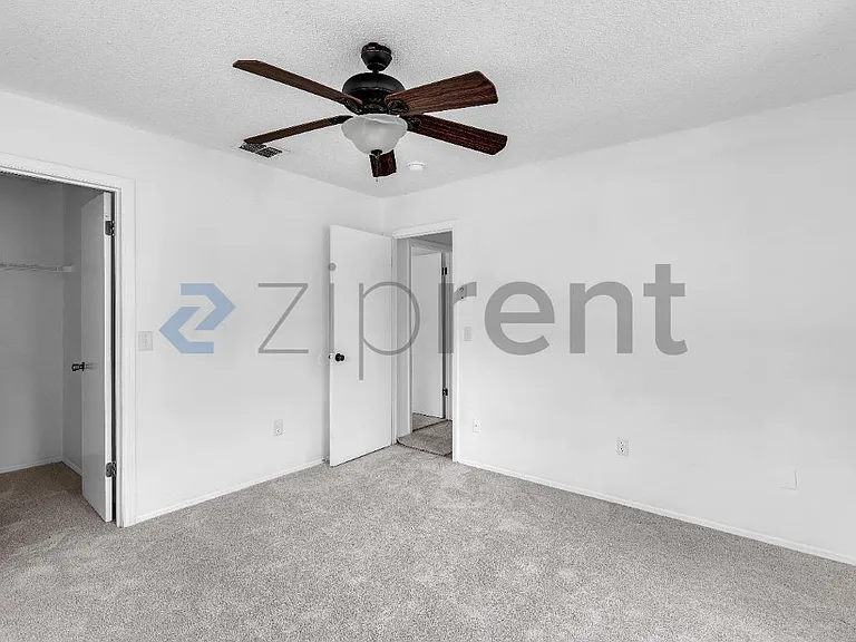 5131 Kati Lynn Dr — Photo 9