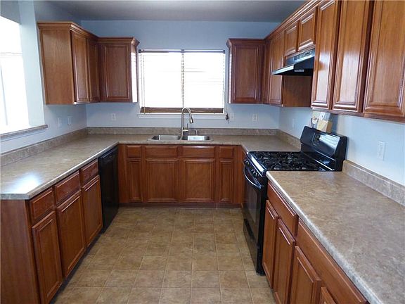 4th image of 14262 Patriot Point Dr