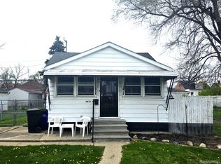 6871 Winthrop St, Detroit, MI 48228