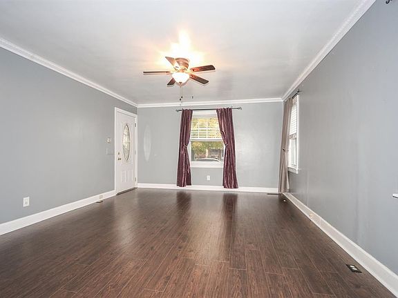 3rd image of 3823 Meyerfeld Ave
