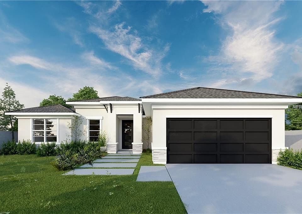 1st image of 346 Lake Crescent Dr