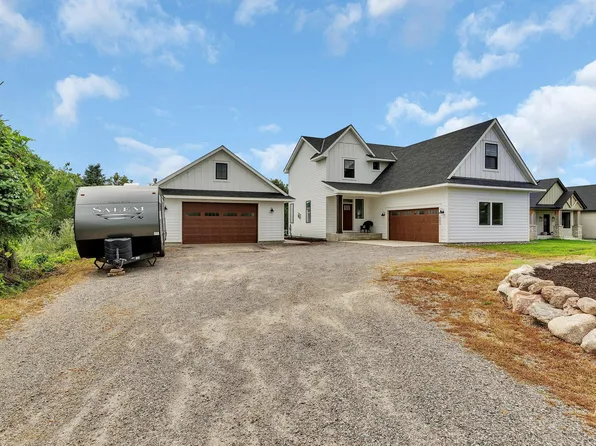 10659 30th St NW, Annandale, MN 55302