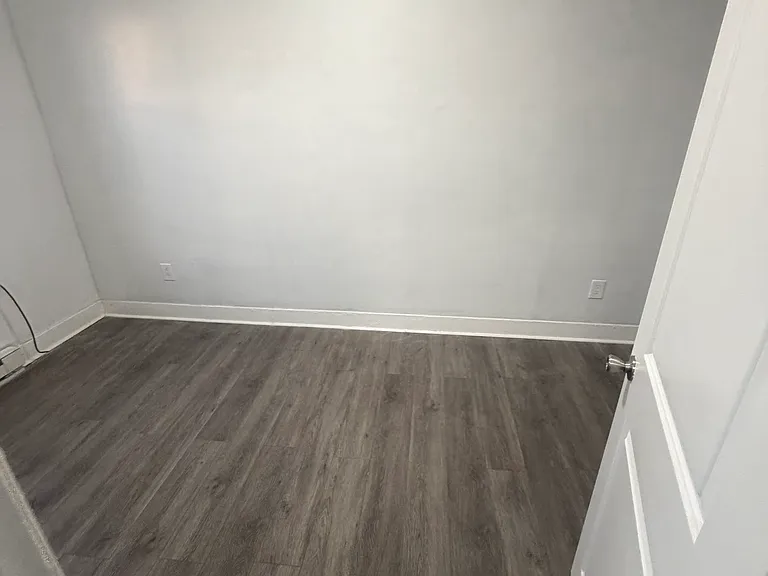 195 Parker Ave #12 — Photo 10