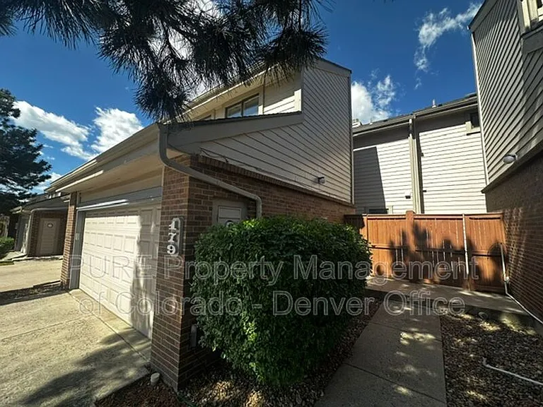 179 Xenon St — Photo 2