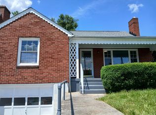 214 E Madison St, Covington, VA 24426