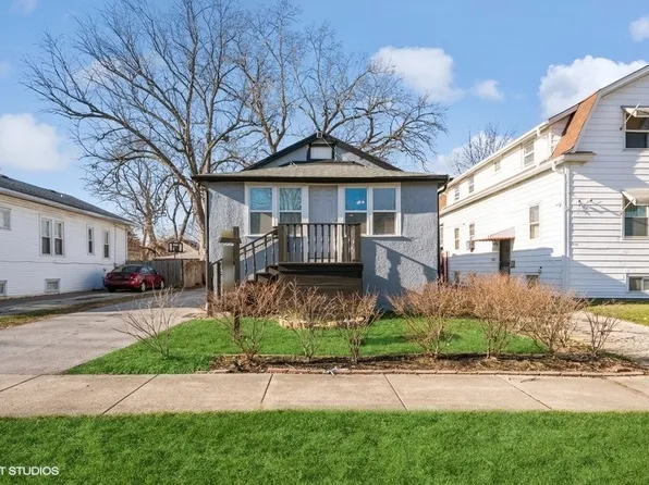 1914 S 8th Ave, Maywood, IL 60153