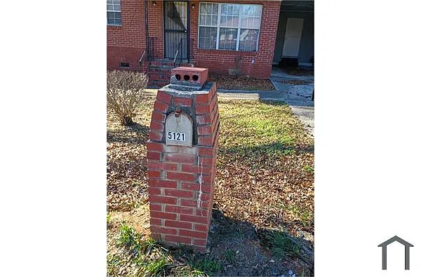 Building Photo - 5121 Middlebrooks Dr