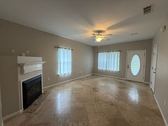 2nd image of 2457 Lakeview Dr S