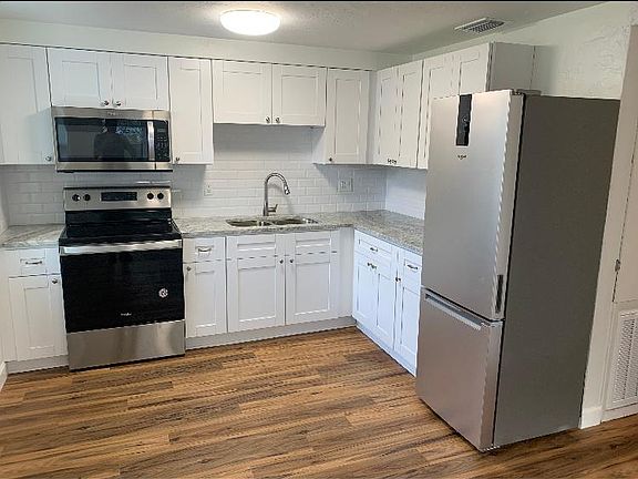 3rd image of 6511 76th Ave N