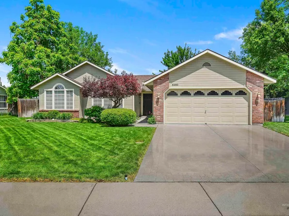 6280 W Parapet Ct, Boise, ID 83703