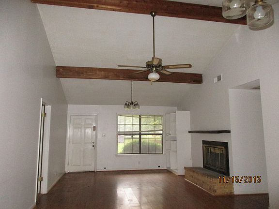 4th image of 226 Franklin Ln