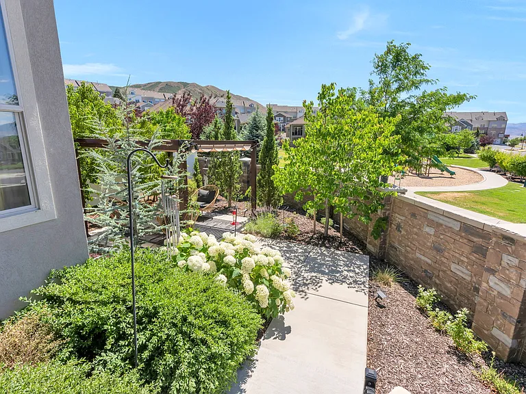 14056 S Deer Trail Ln — Photo 29