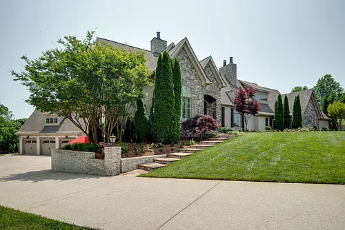 6605 Goshawk Ct Photo 1