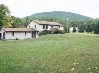 162 Rossmans Ln, Mill Hall, PA 17751