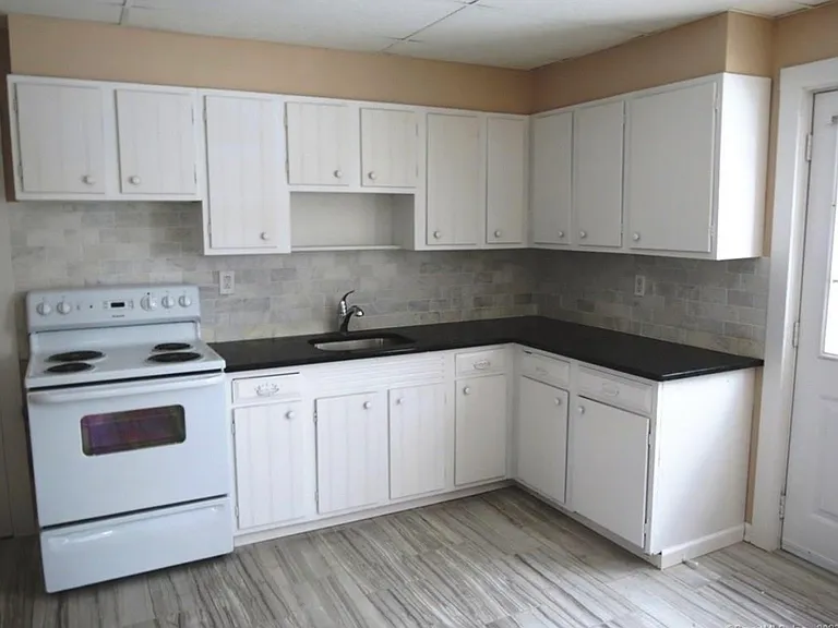 13 Wilcox St #1 — Photo 8