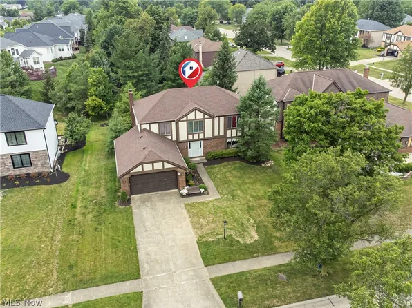18422 Heritage Trl, Strongsville, OH 44136